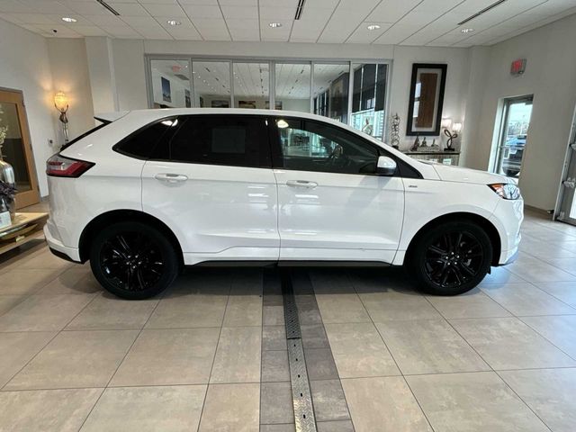 2022 Ford Edge ST Line