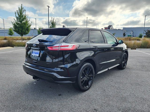 2022 Ford Edge ST Line