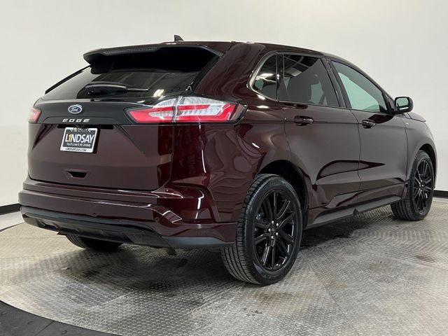 2022 Ford Edge 