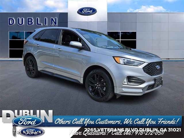 2022 Ford Edge 