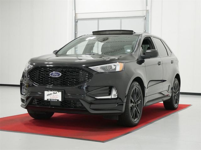 2022 Ford Edge 