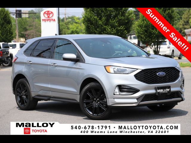 2022 Ford Edge 