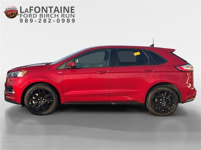 2022 Ford Edge 