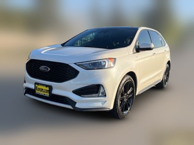 2022 Ford Edge 