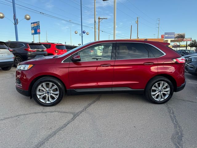 2022 Ford Edge Titanium