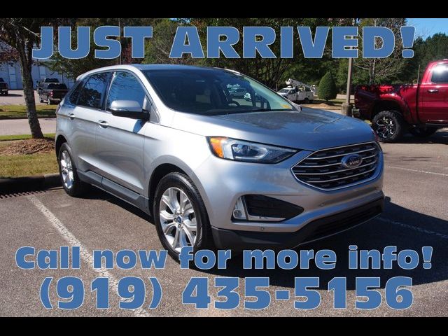 2022 Ford Edge Titanium