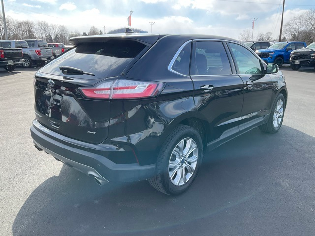 2022 Ford Edge Titanium