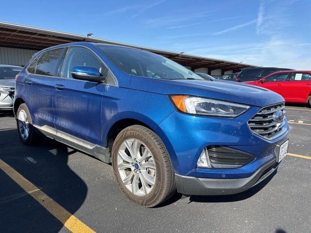 2022 Ford Edge Titanium