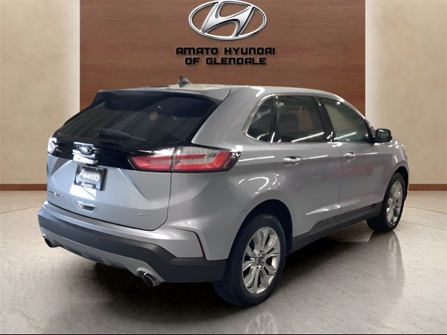 2022 Ford Edge Titanium