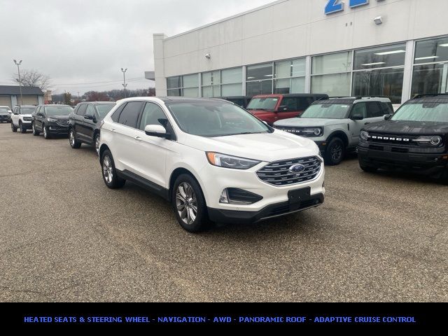 2022 Ford Edge Titanium