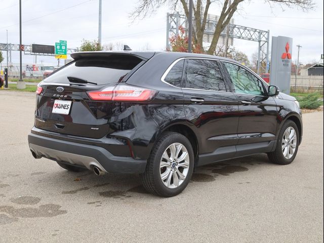 2022 Ford Edge Titanium