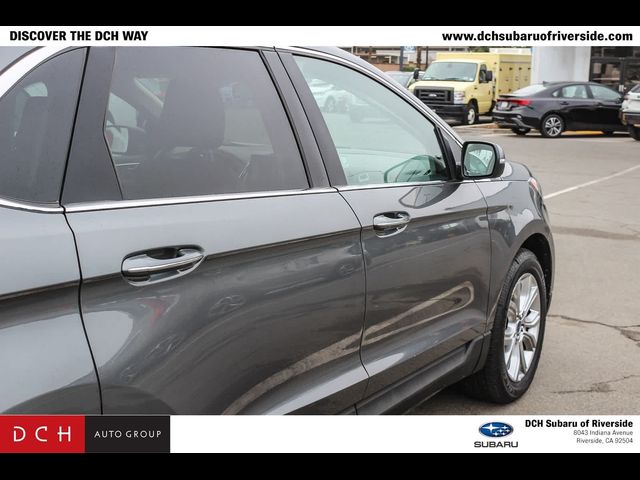 2022 Ford Edge Titanium