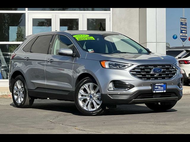 2022 Ford Edge Titanium