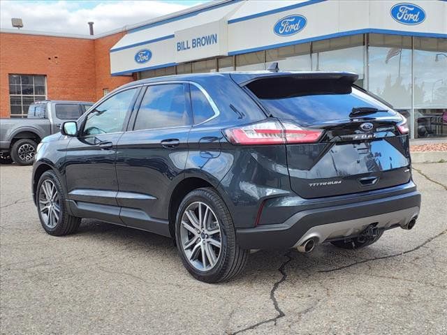 2022 Ford Edge Titanium