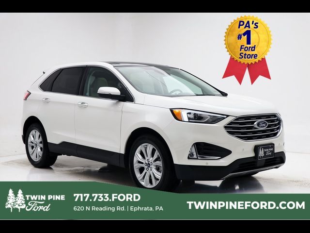 2022 Ford Edge Titanium