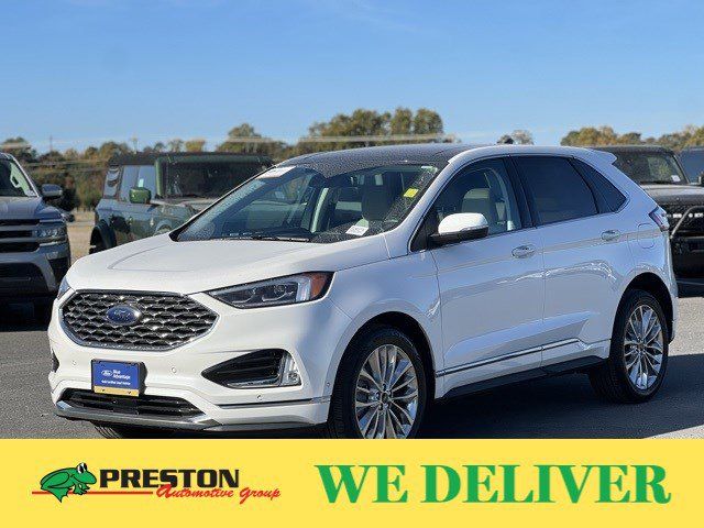 2022 Ford Edge Titanium