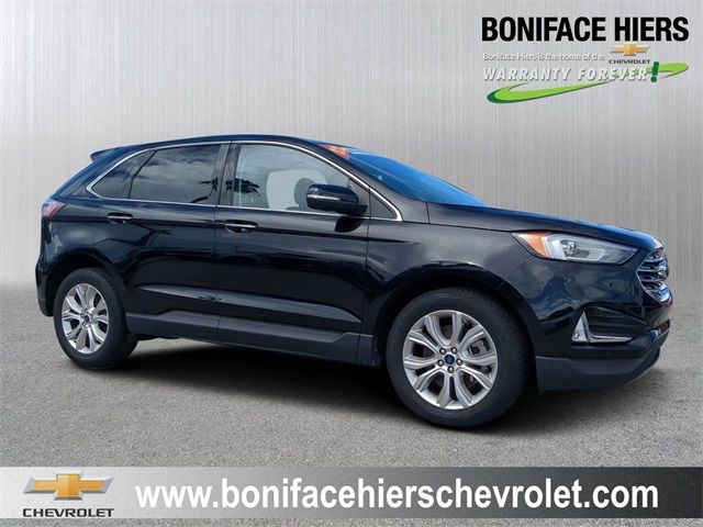 2022 Ford Edge Titanium