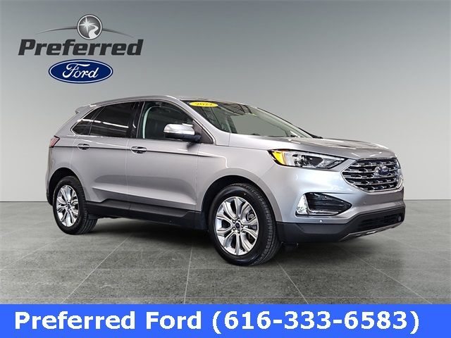 2022 Ford Edge Titanium