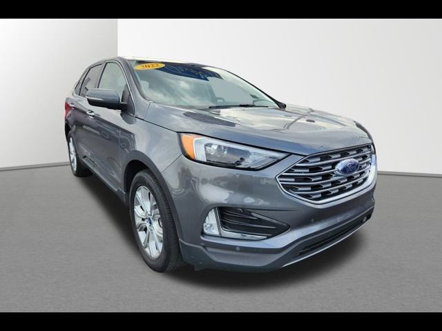 2022 Ford Edge Titanium