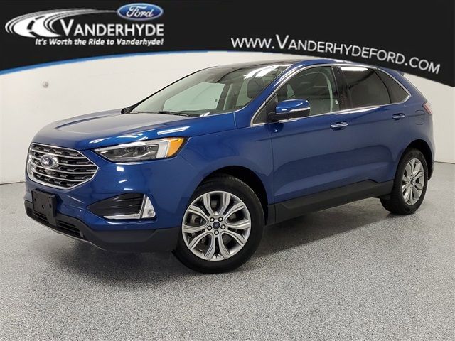 2022 Ford Edge Titanium