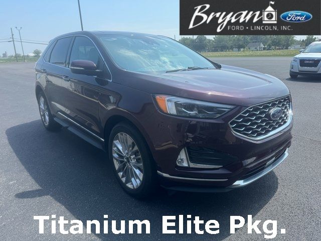 2022 Ford Edge Titanium