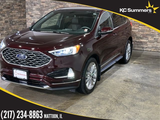 2022 Ford Edge Titanium