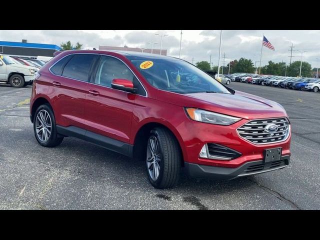 2022 Ford Edge Titanium