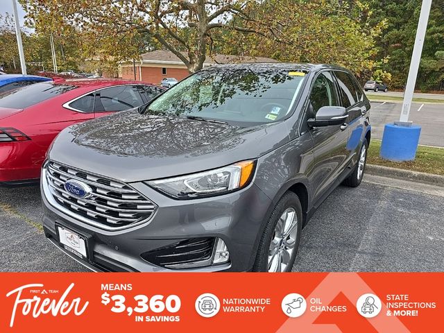 2022 Ford Edge Titanium