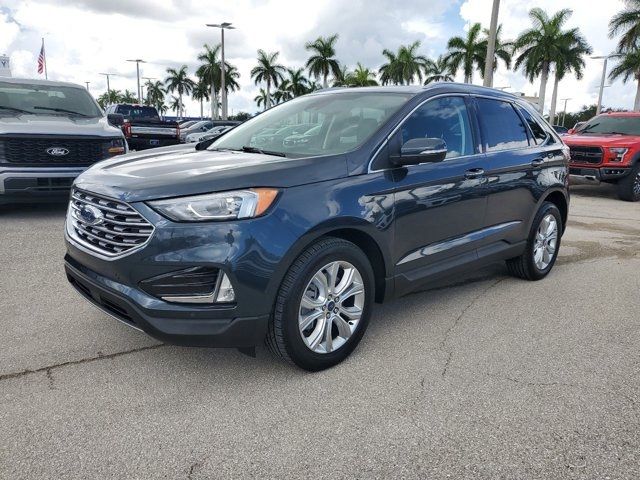 2022 Ford Edge Titanium