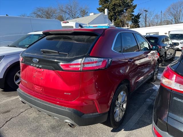 2022 Ford Edge Titanium