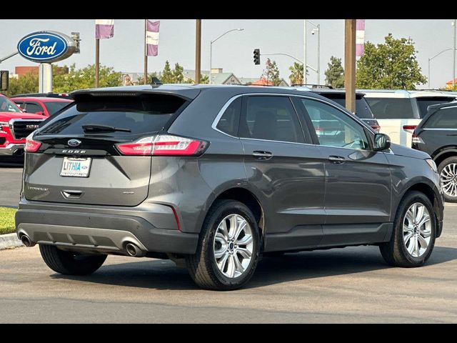 2022 Ford Edge Titanium