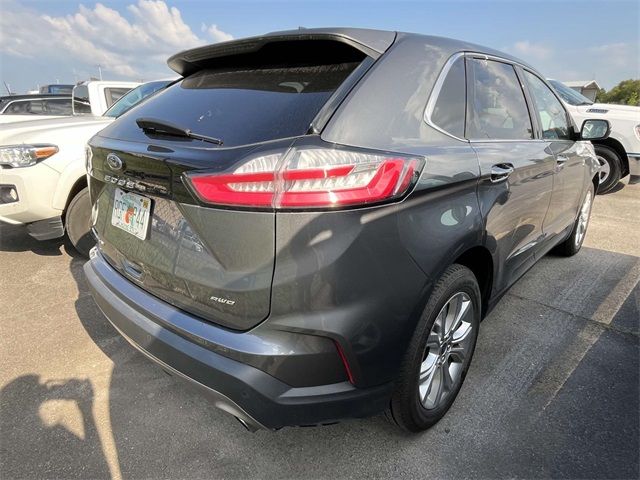 2022 Ford Edge Titanium