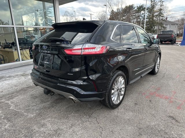 2022 Ford Edge Titanium