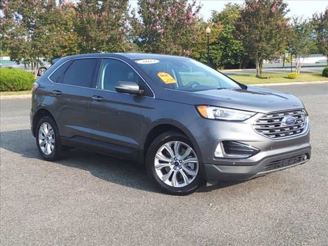 2022 Ford Edge Titanium