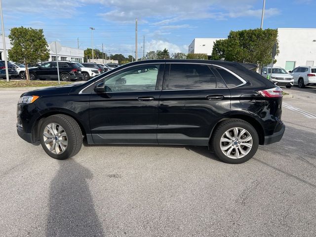 2022 Ford Edge Titanium