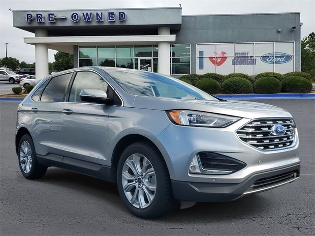 2022 Ford Edge Titanium