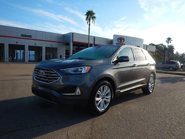 2022 Ford Edge Titanium