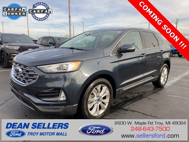 2022 Ford Edge Titanium