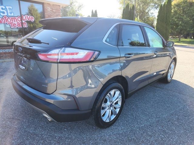 2022 Ford Edge Titanium