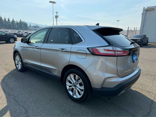 2022 Ford Edge Titanium