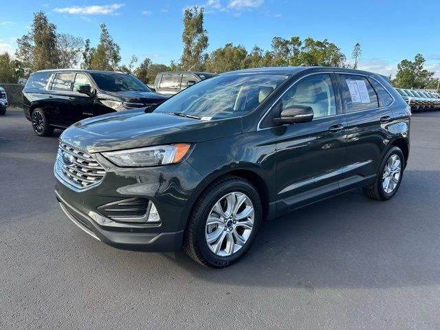 2022 Ford Edge Titanium