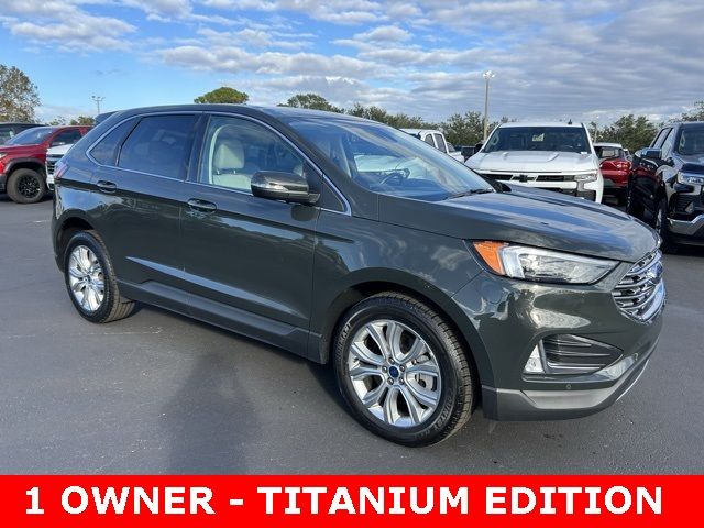 2022 Ford Edge Titanium