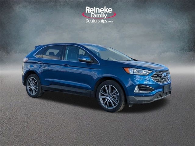 2022 Ford Edge Titanium