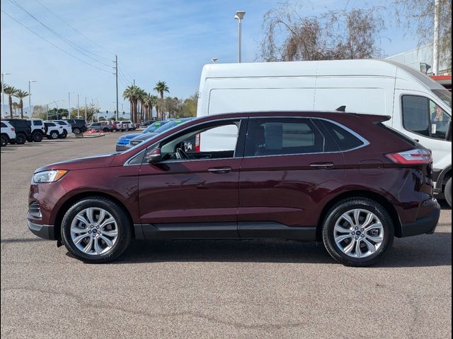 2022 Ford Edge Titanium