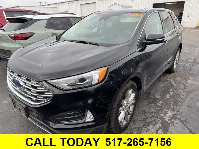 2022 Ford Edge Titanium