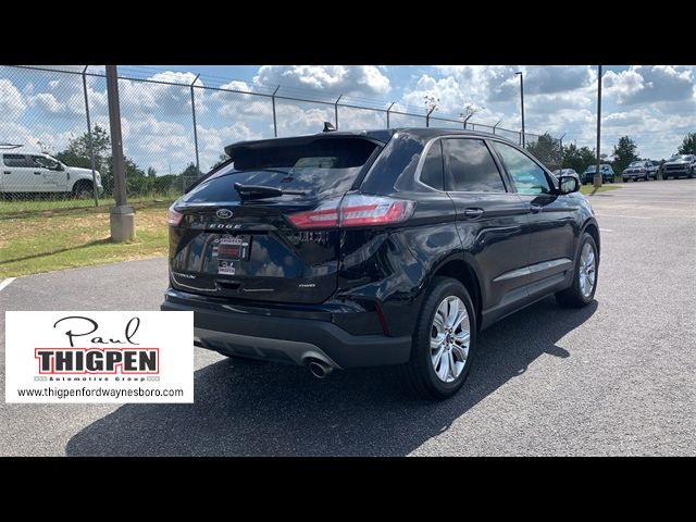 2022 Ford Edge Titanium