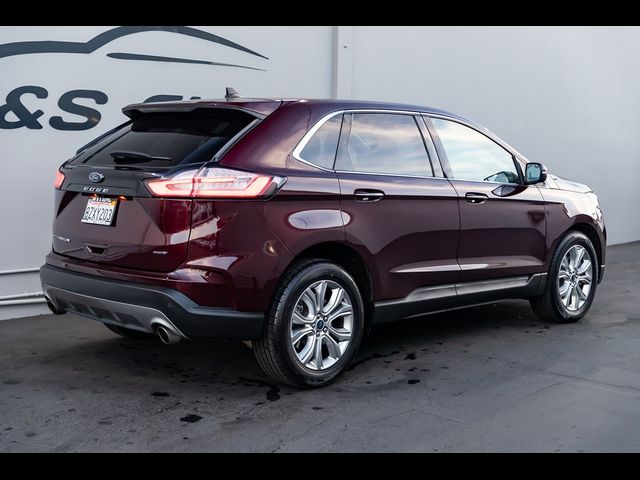 2022 Ford Edge Titanium