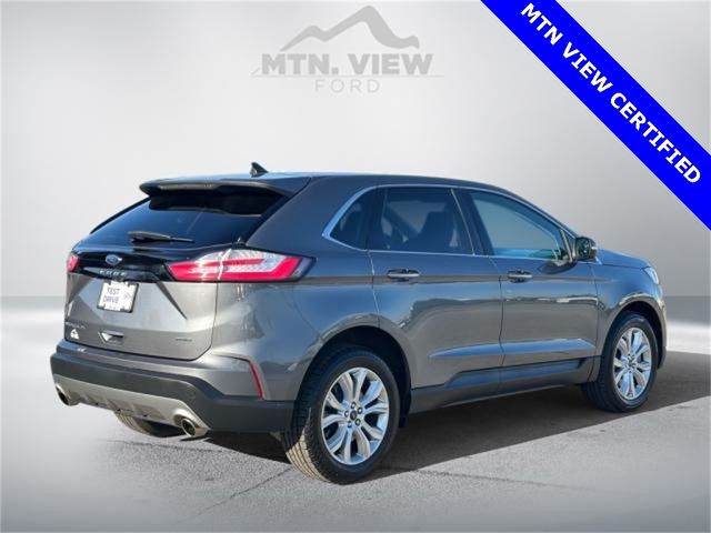 2022 Ford Edge Titanium