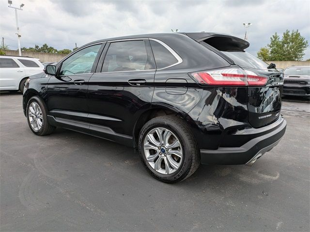 2022 Ford Edge Titanium