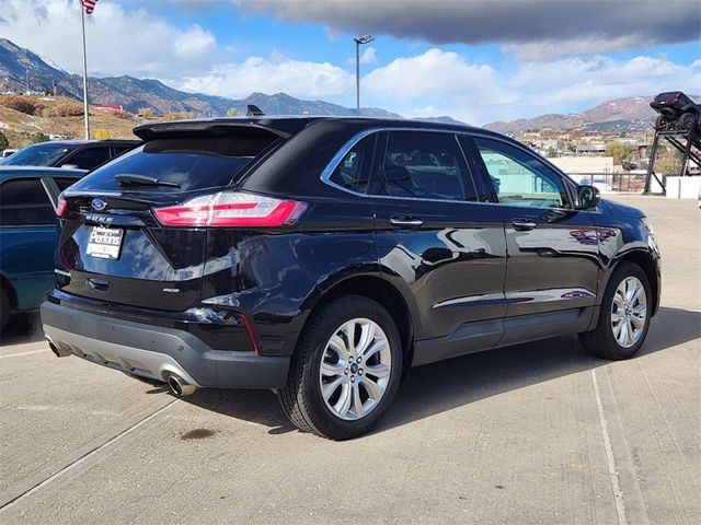 2022 Ford Edge Titanium